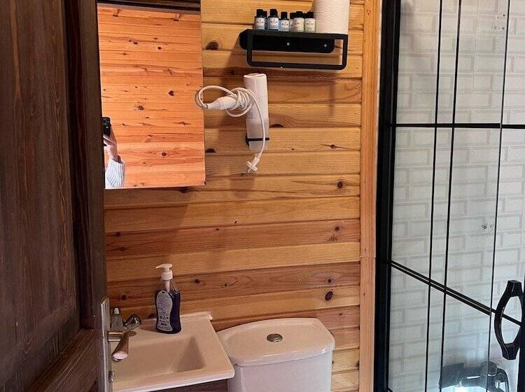 استراحتگاه Family Motel Bungalov