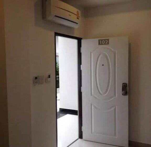 The Room Nangrong