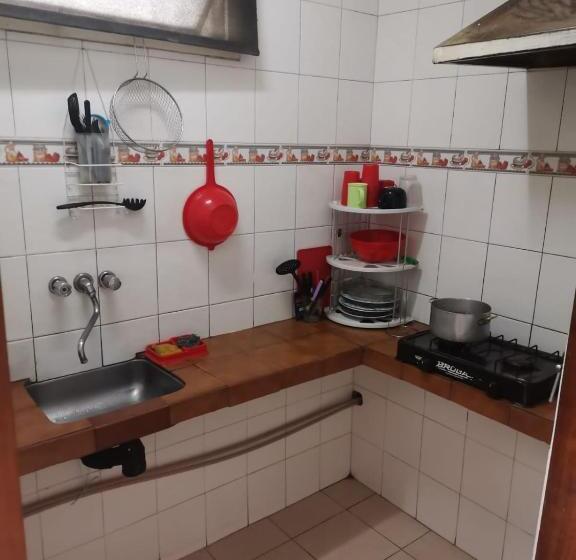 هاستل Casa De Húespedes Obelisco