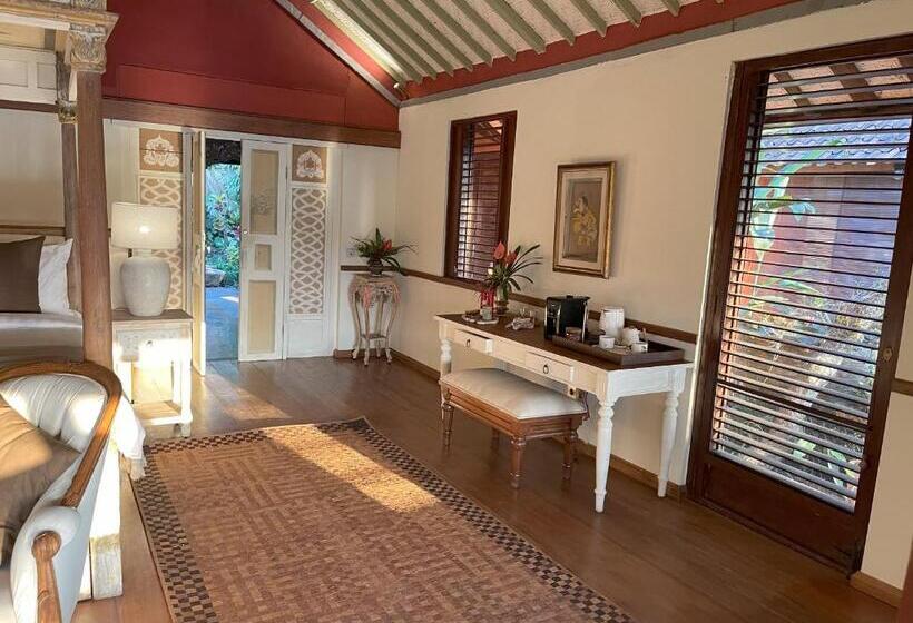 تختخواب و صبحانه Bali Maison