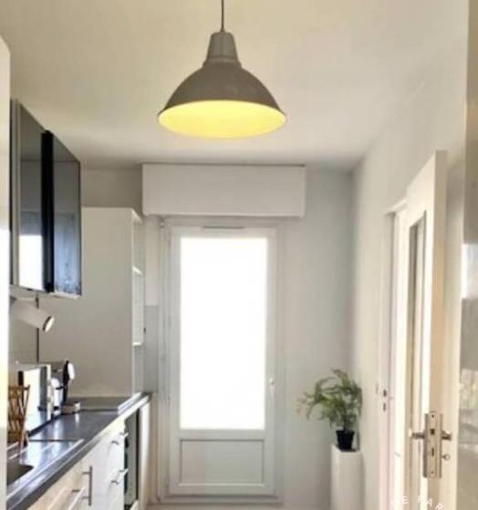 مبيت وإفطار Bord De Seine Homestay Easy Paris Access