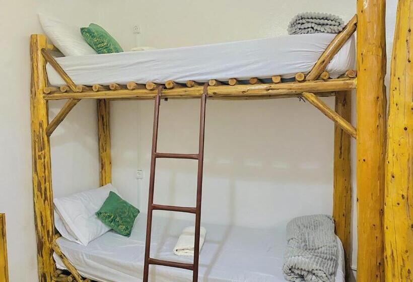 مبيت وإفطار Tizaou Guest House