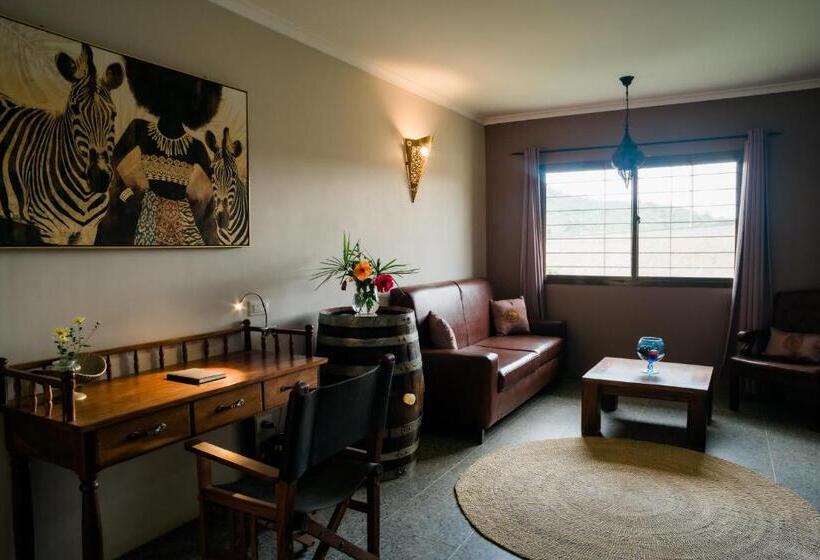 فندق Domiya Estate Ltd