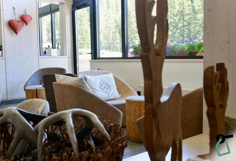 هتل Hotiday Apartment Collection   Campiglio Grostè