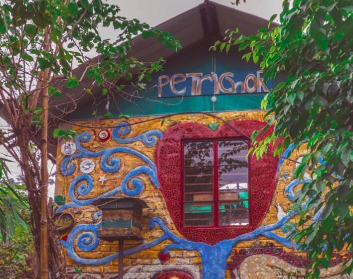 ホテル Petrichor Farms