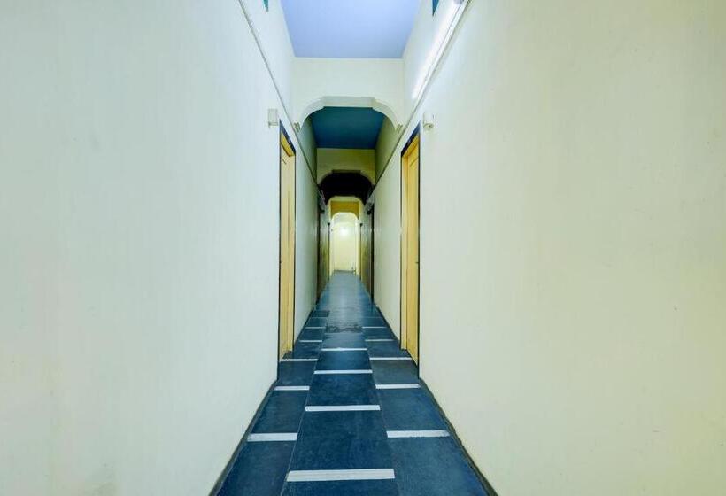 ホテル Spot On Rk