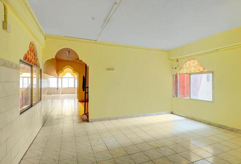 ホテル Spot On Rk