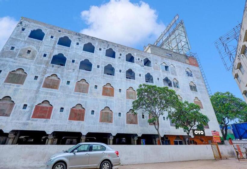 ホテル Spot On Rk