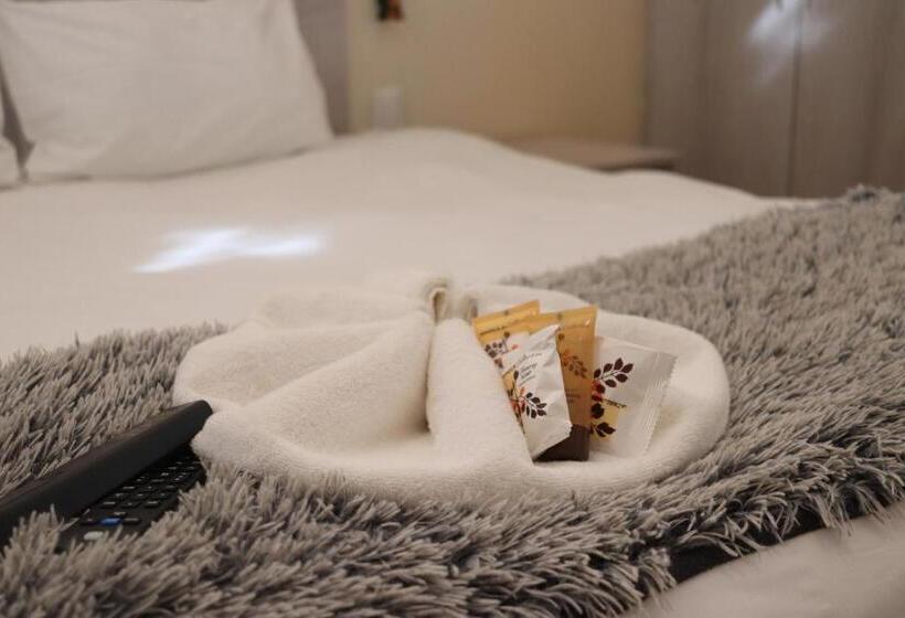 Отель The Galaxy Forest Lodge