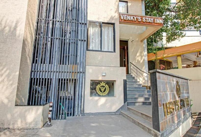 فندق Venkys Stay Inn