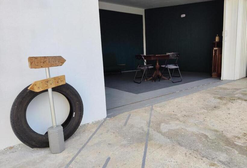 پانسیون Garage4me Pool Opcional
