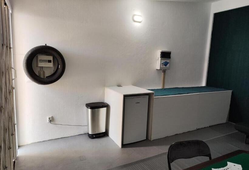 پانسیون Garage4me Pool Opcional