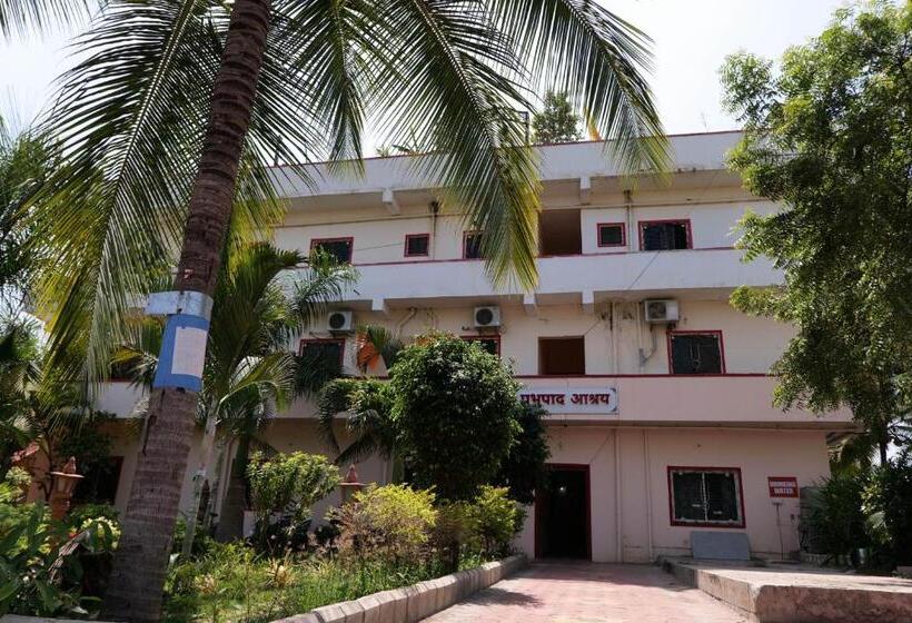 ペンション Iskcon Pandharpur S Chandrabhaga Guest House