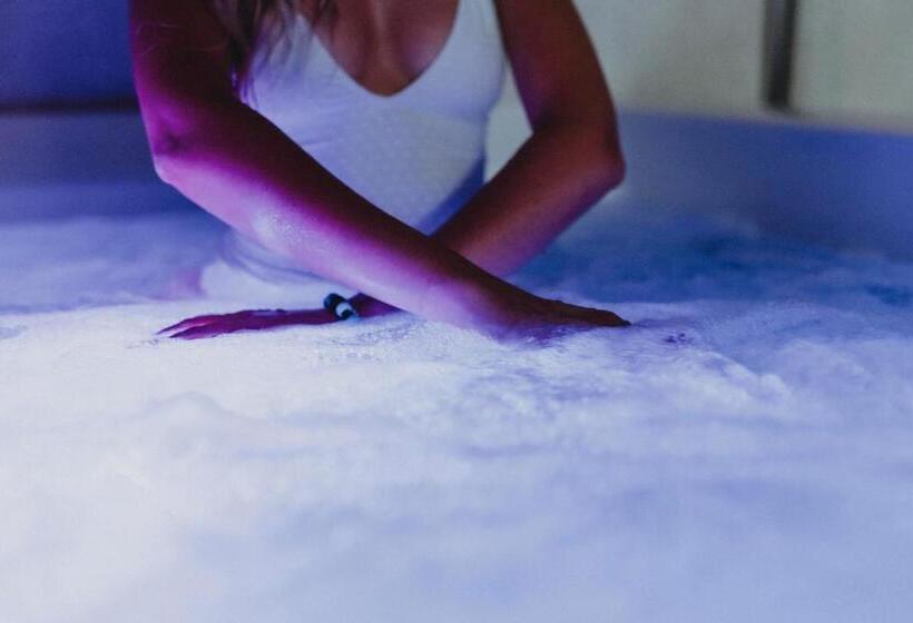 پانسیون Al 22 Suite & Spa Luxury Experience