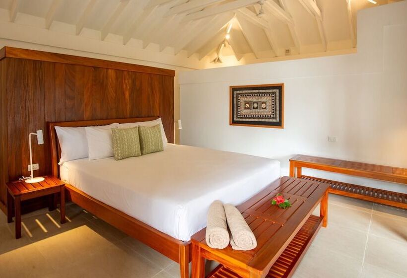 Waya Island Resort   Adults Only