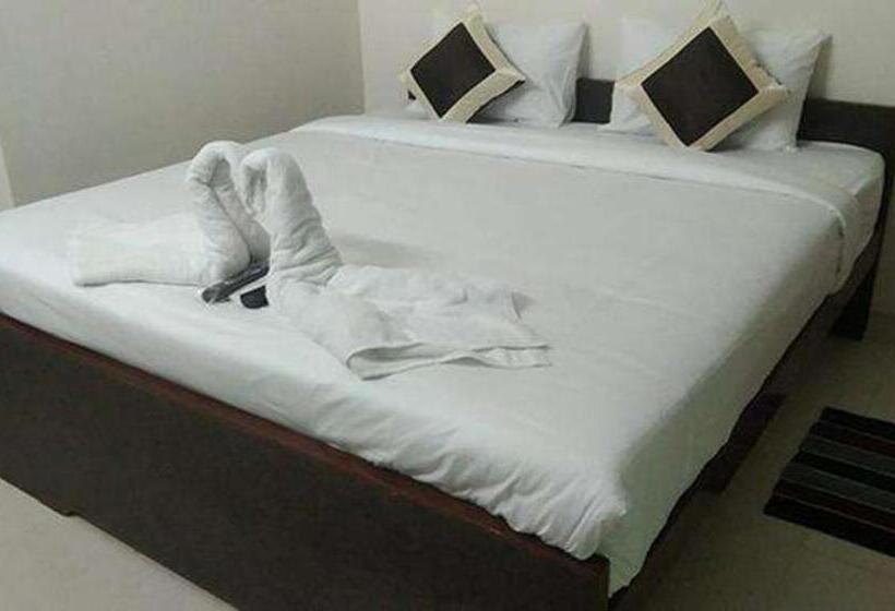 هتل Fabexpress Epic Residency   Nr Dlf It Park & Chennai Trade Center