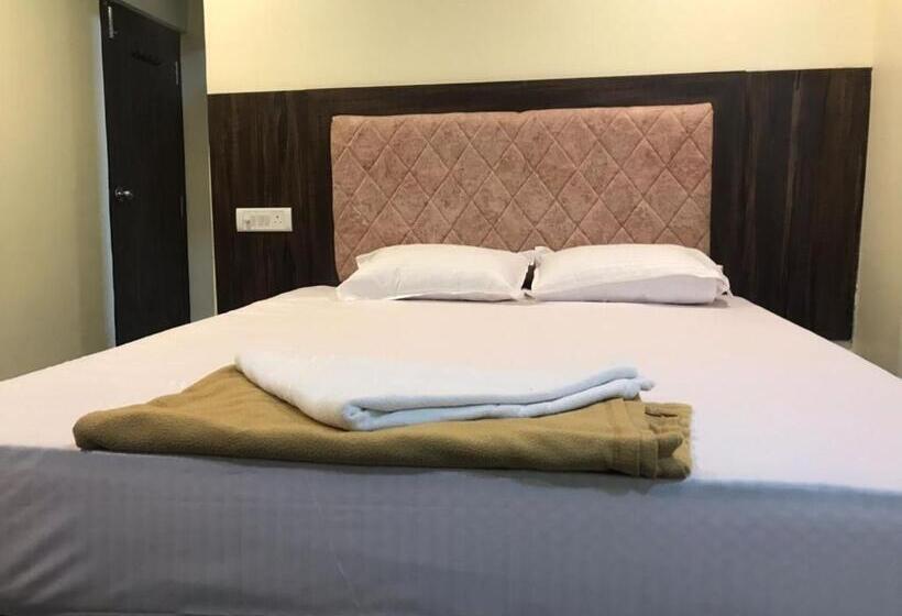 Отель Navnath Inn Taloja Midc