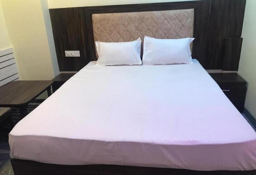 Отель Navnath Inn   Taloja Midc