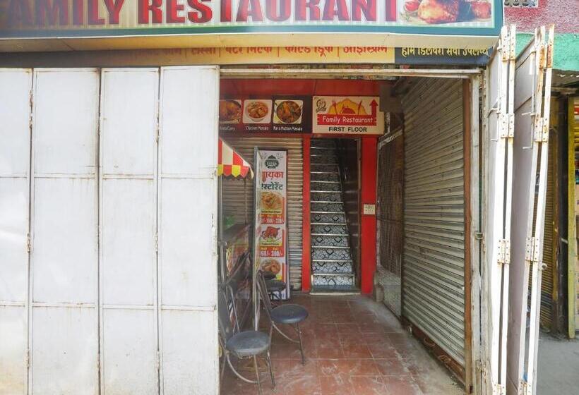 فندق Shree Krishna Restaurant