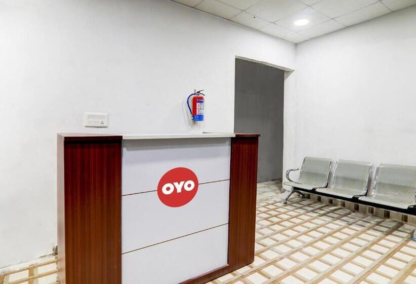 فندق Oyo Flagship The Savan