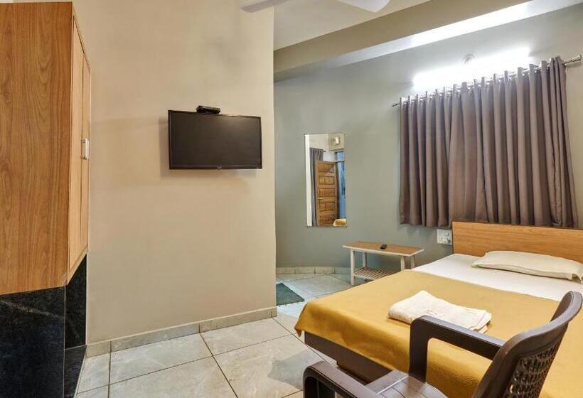 فندق Pathik  2 Star