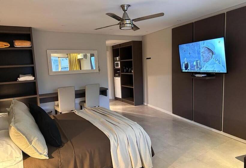 هتل Suite Del Sol 121