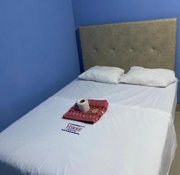 پانسیون Latorre Hostal
