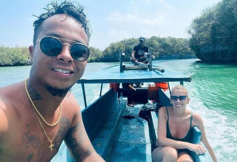 پانسیون Renata Cottages