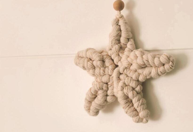 پانسیون Chakra House Fuerteventura   Affordable Rooms In A Cozy Guesthouse