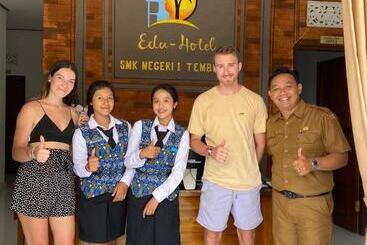 هاستل Edu Hotel Hotel Educational