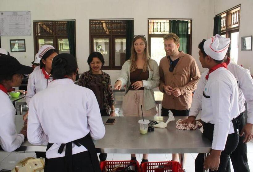 هاستل Edu Hotel Hotel Educational