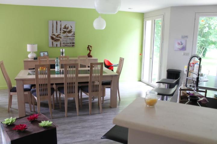 צימר Chambre D’hôtes Le Prieuré
