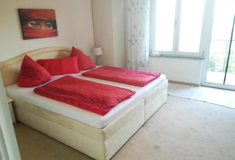 צימר Gaestehaus Jagsttalblick