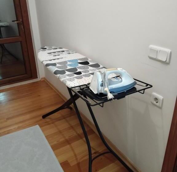 تختخواب و صبحانه özçelik Apartmanı