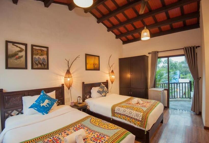 Cozy Beach Villa Hoi An