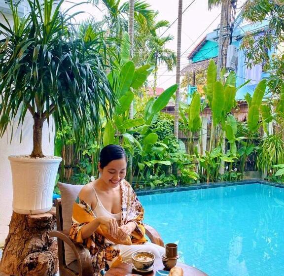 Cozy Beach Villa Hoi An