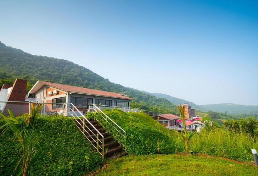 فندق Gaurav Lords Resort