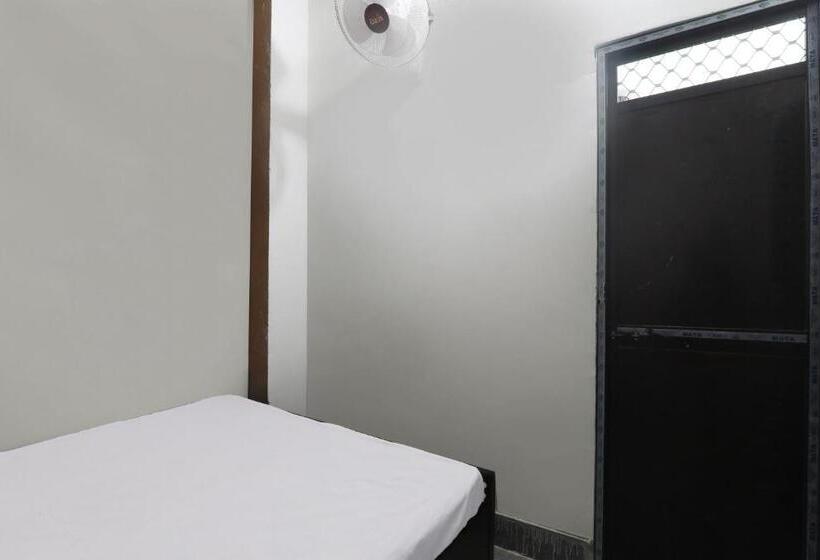 בית מלון כפרי Spot On Om Guest House