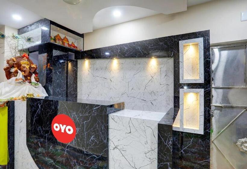 Oyo Flagship Hotel Divine Inn