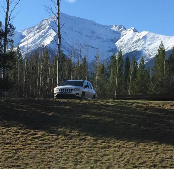 פנסיון Valemount Mountain Retreat Guesthouse