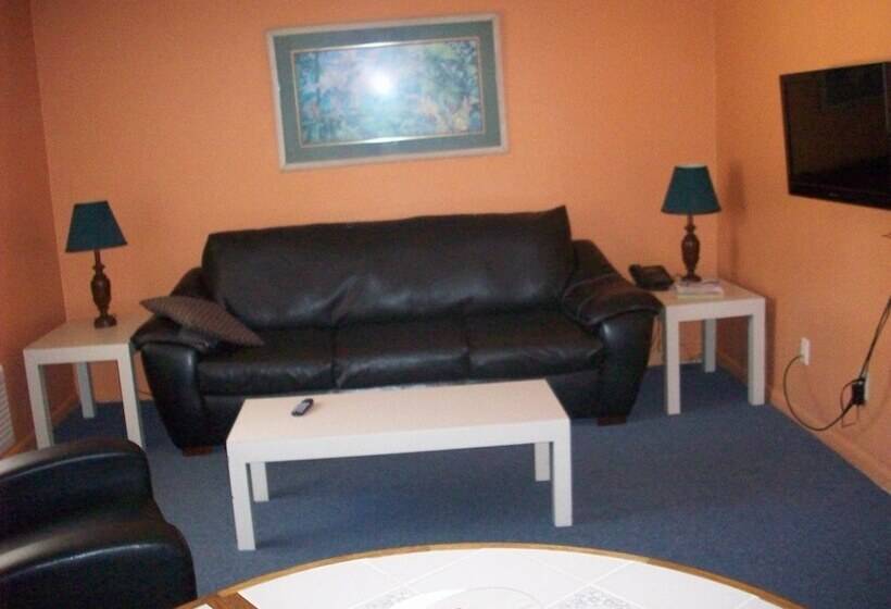 All Suite Motel