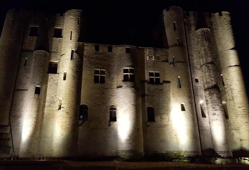 تختخواب و صبحانه Chambres D Hôtes Maison La Porte Rouge