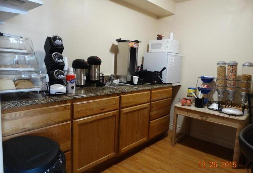 Budget Motel