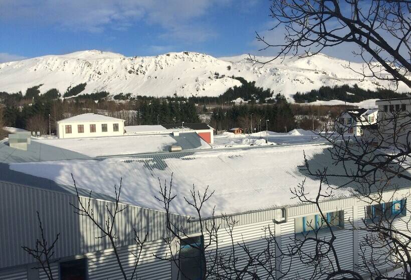 Hot Springs Hostel