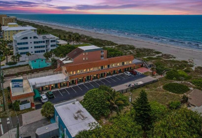 酒店 Anthony's On The Beach