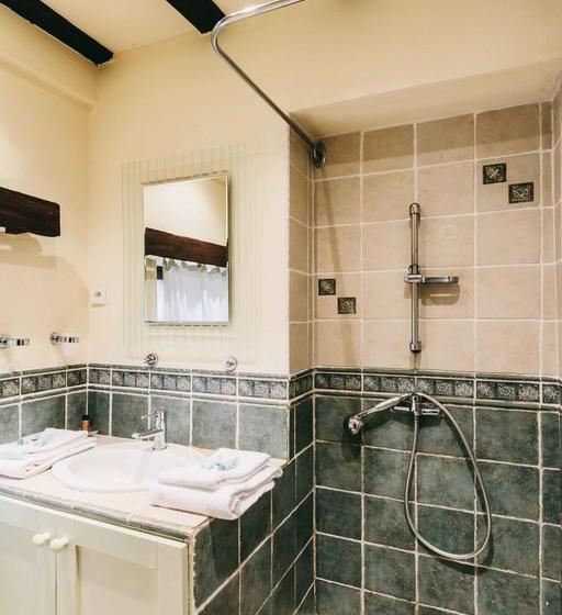 בית מלון כפרי Château Les Dryades Golf & Spa