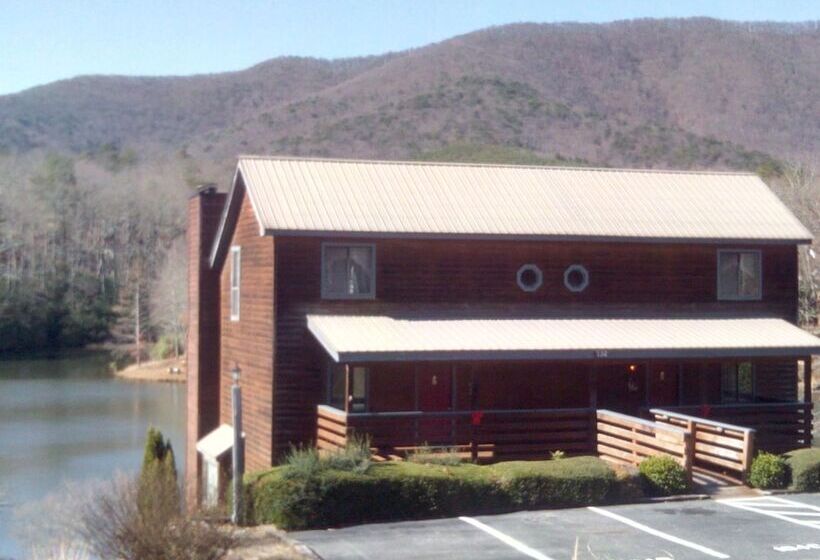 호텔 Country Hideaway At Mountain Lakes Resort