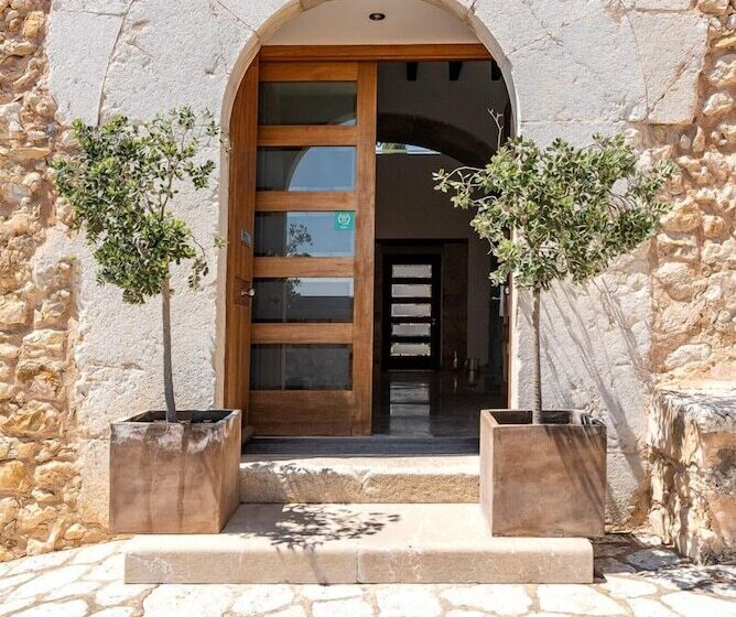 هتل Finca Son Arnau