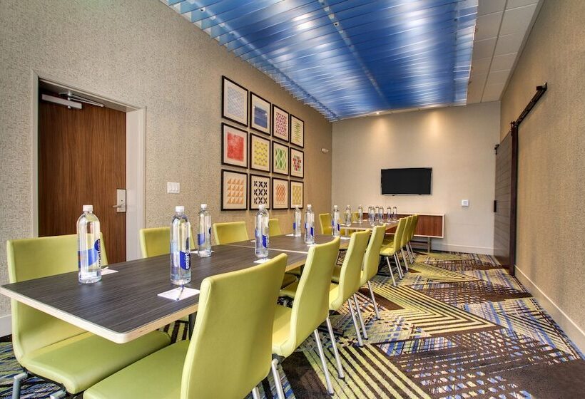 هتل Holiday Inn Express & Suites Charleston Ne Mt Pleasant Us17, An Ihg