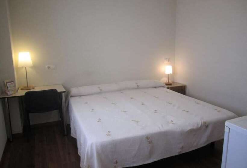 בית מלון כפרי Hostal El Estudio
